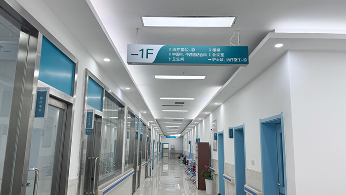 2 700px.jpg